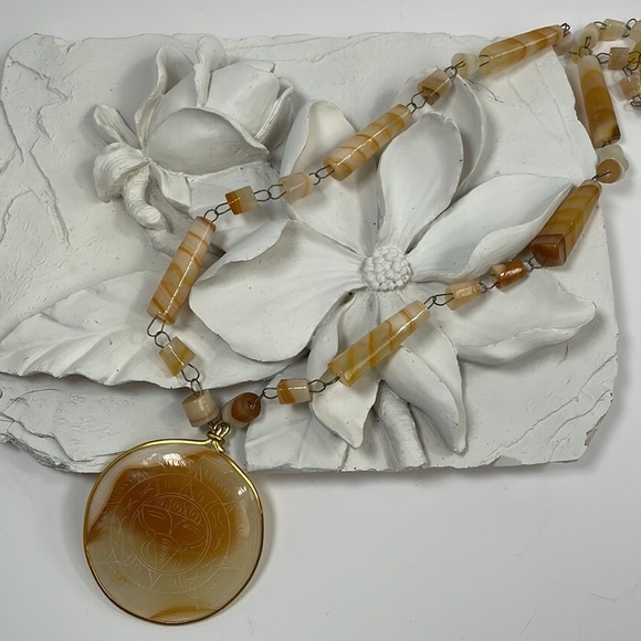 Aztec Sun Pendant Necklace- Alabaster Medallion - Picture 3 of 9